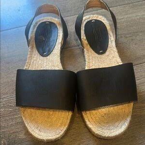 SOLUDOS black leather sling back sandal